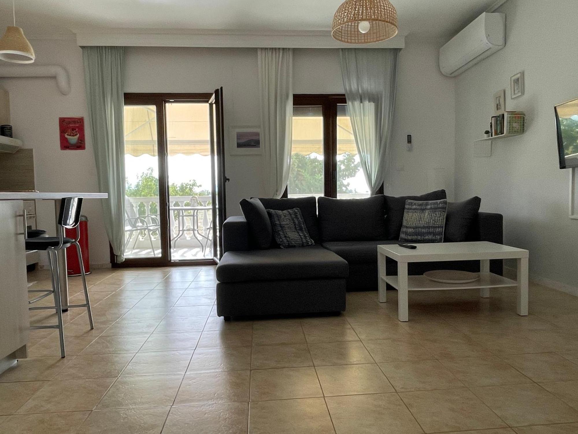 V&Z Apartment Seaview Ofrinion Exterior photo